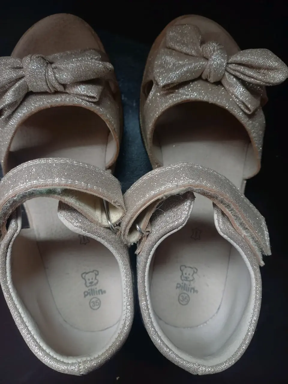 Sandalias doradas para niñas - miniatura 3