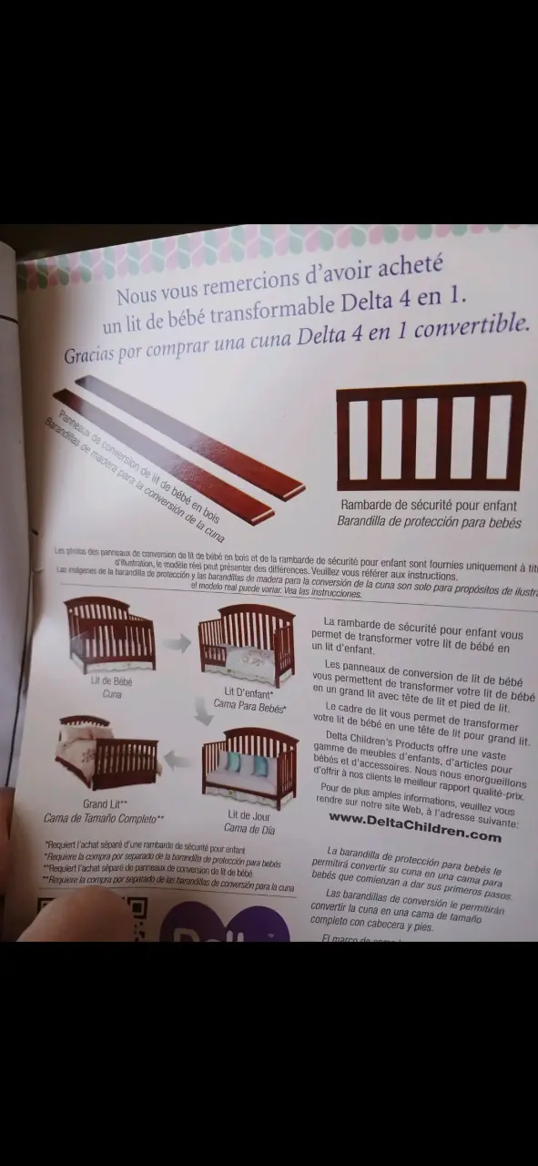 Cuna de madera con colchón - miniatura 2