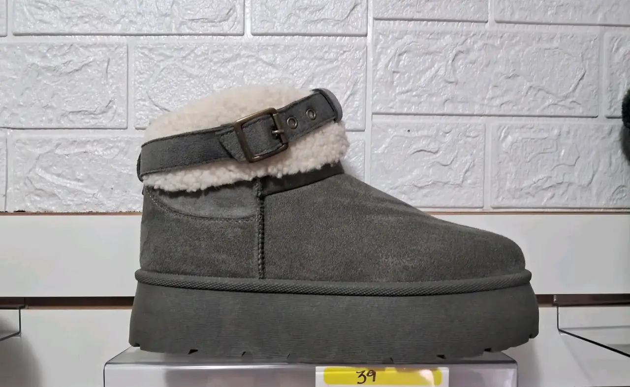 Botas gris con forro - miniatura 3