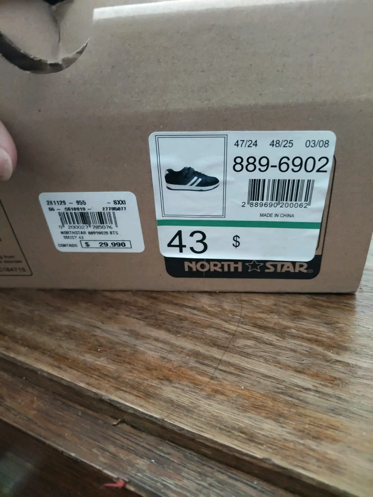 Zapatillas negras con detalles blancos - miniatura 3