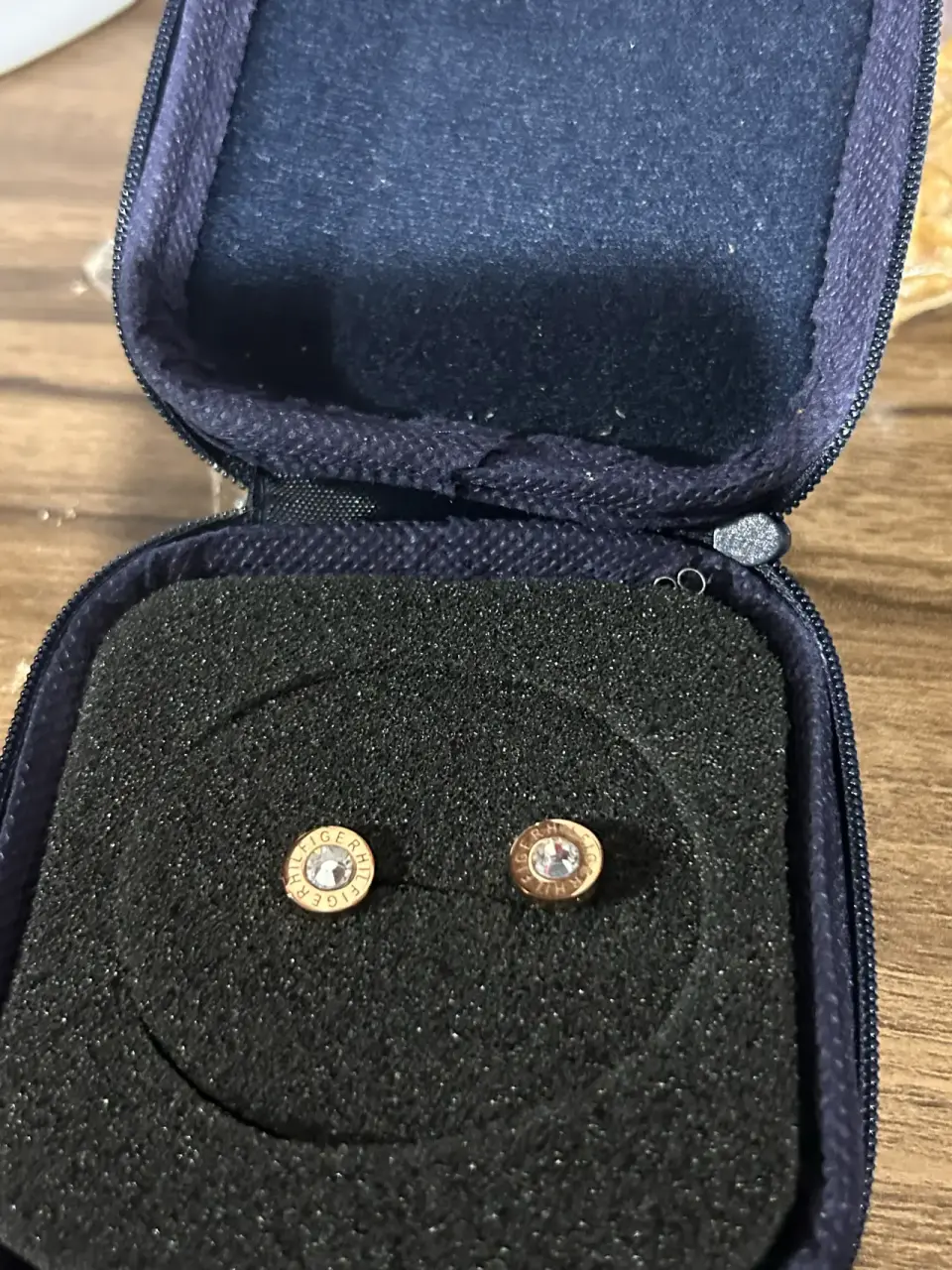 Aros tommy - miniatura 1