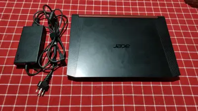 Notebook gamer Acer Nitro 5 i5, Rtx 1650, 1Tb SSD - miniatura 1