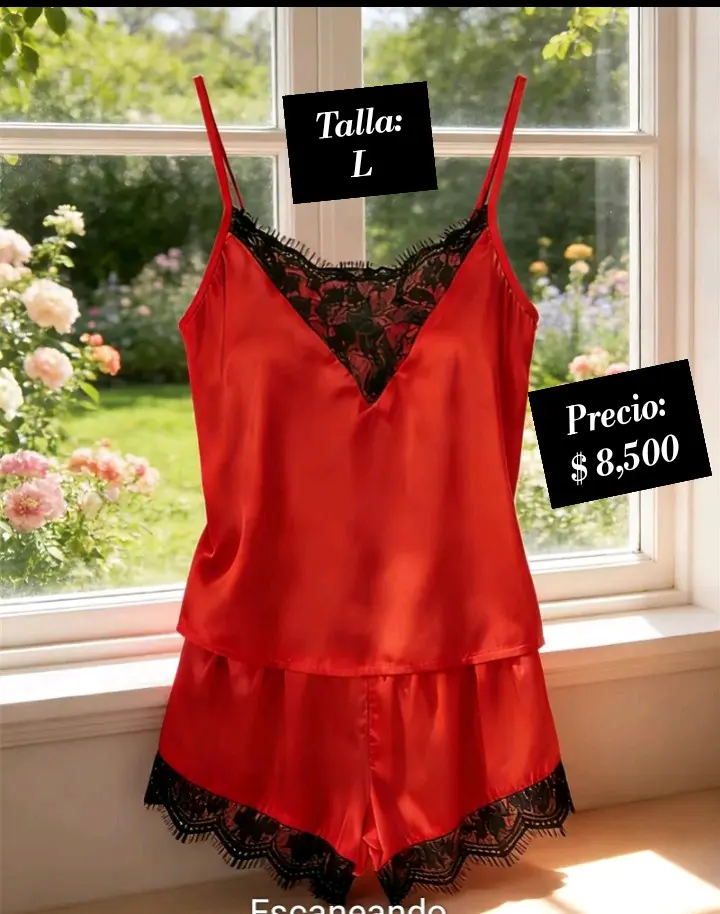 Pijama satinado rojo con encaje - miniatura 1