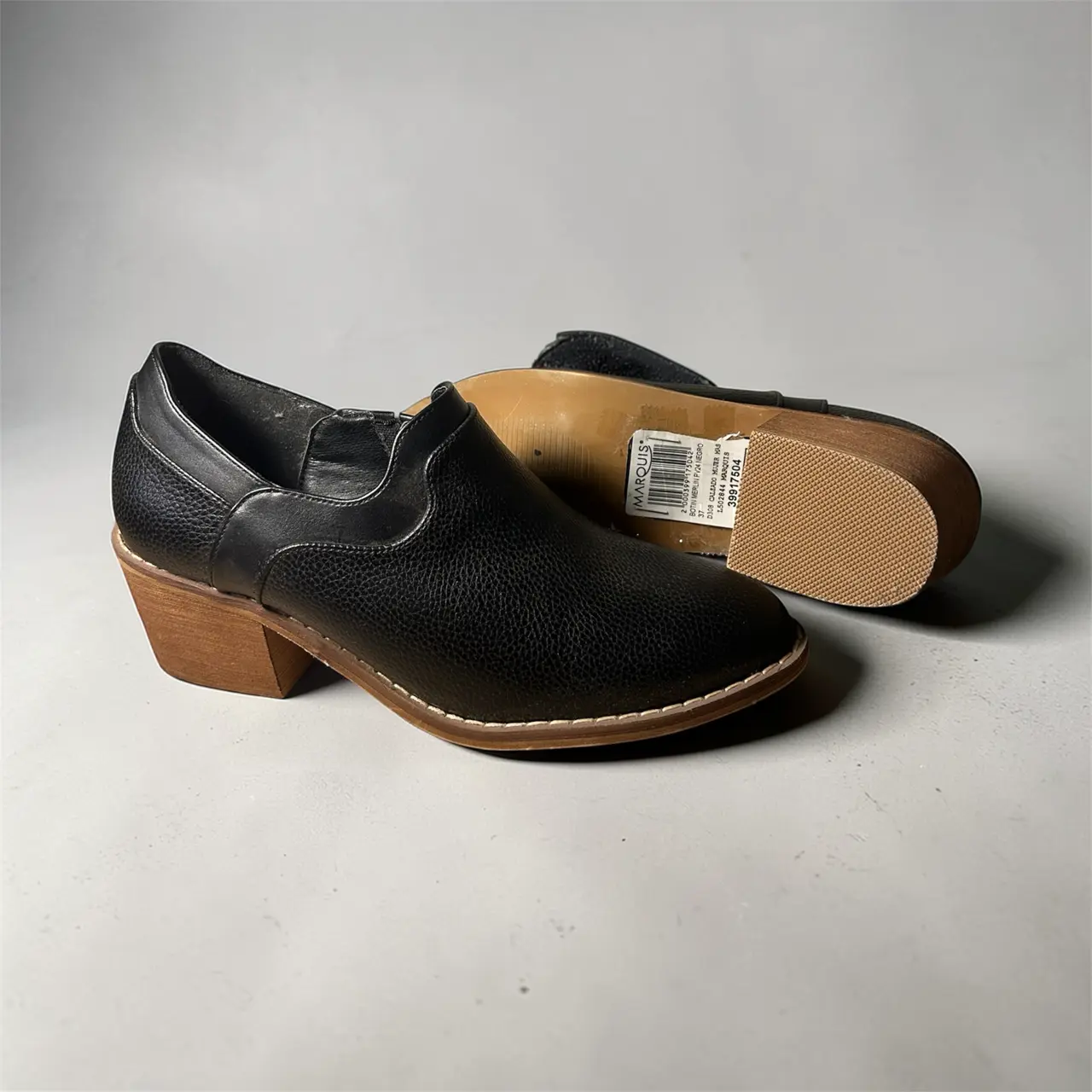 Zapatos negros nuevos - miniatura 2