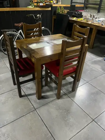 Juego de comedor madera 4 sillas - miniatura 1