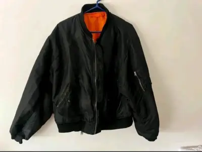 Chaqueta bomber negra - miniatura 1