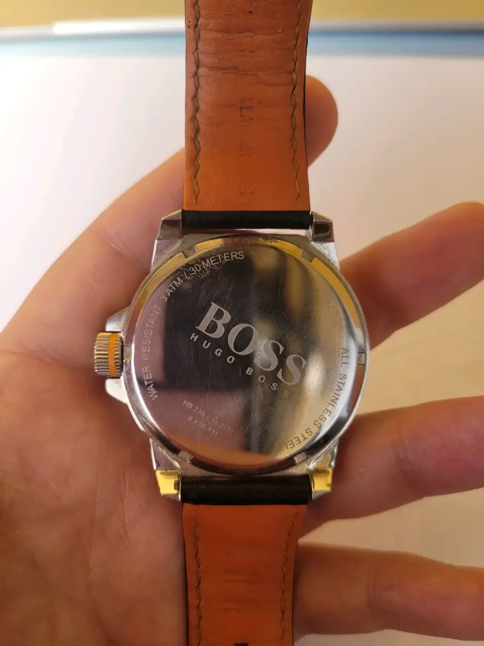 Reloj Hugo Boss blanco y negro - miniatura 3