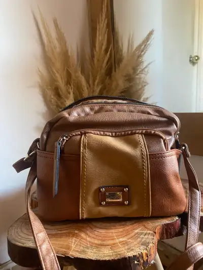 Bolso de cuero marrón Marca Sei - miniatura 1
