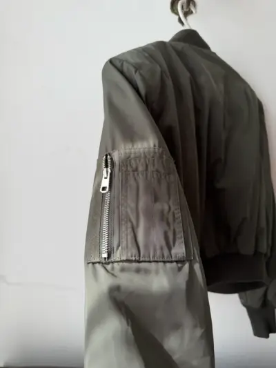Chaqueta bomber verde Zara - miniatura 5