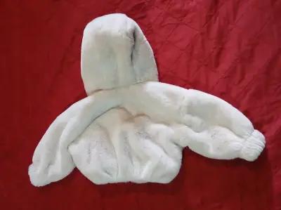 Chaqueta de niño peluda blanca - miniatura 2