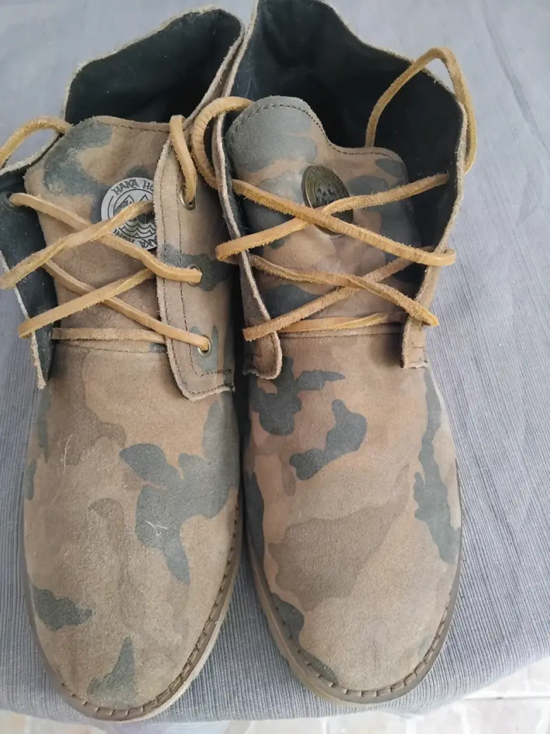 Bototos camuflados hombre