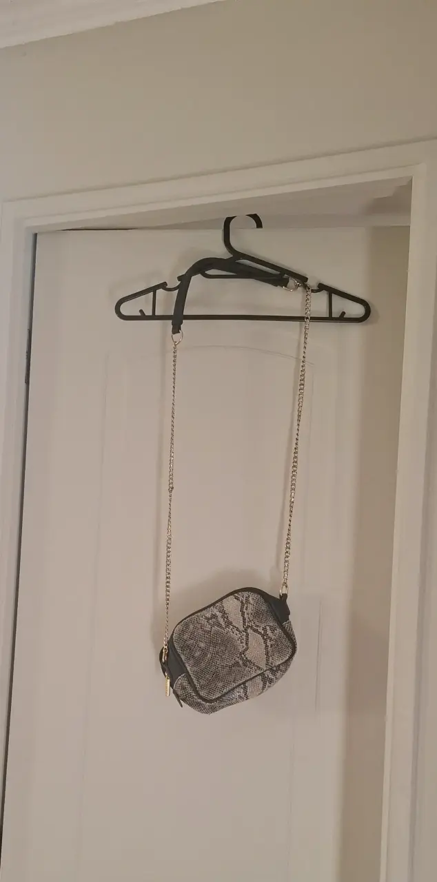Cartera estilo serpiente pequeña - 2