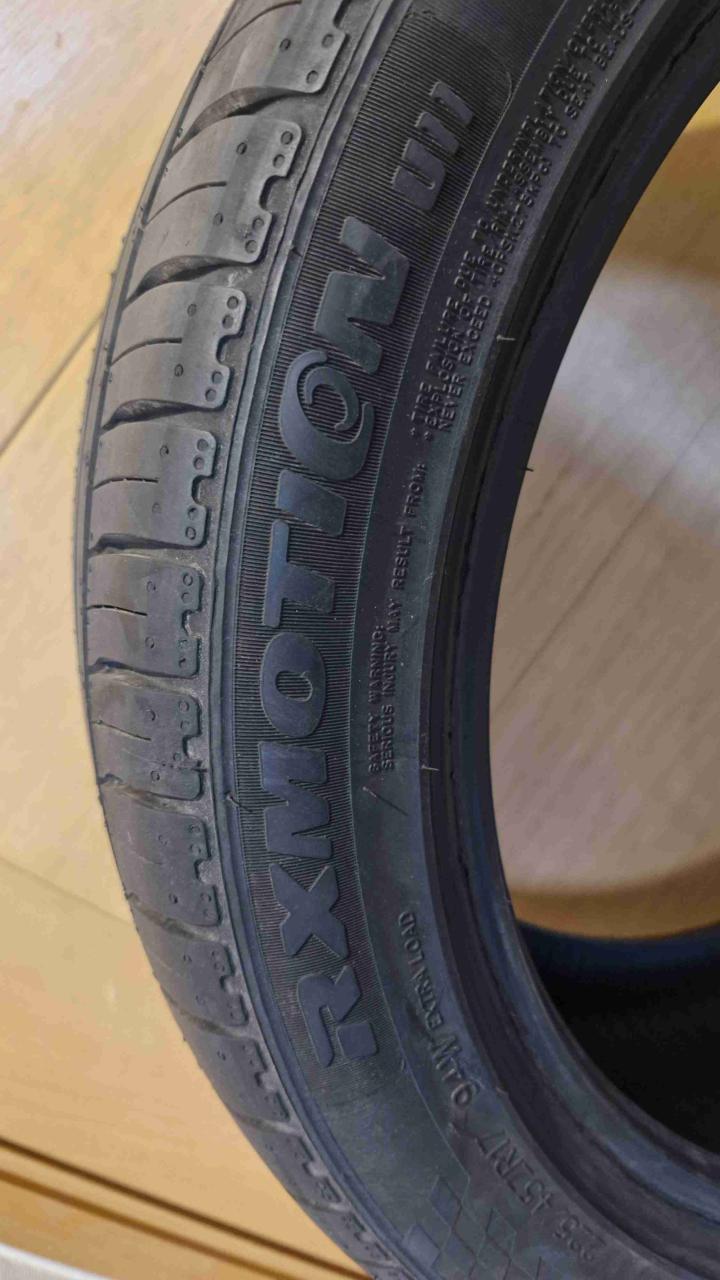 Neumático Kumho X-Motion usado - 3