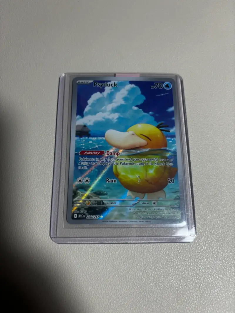 Psyduck #226 inglés