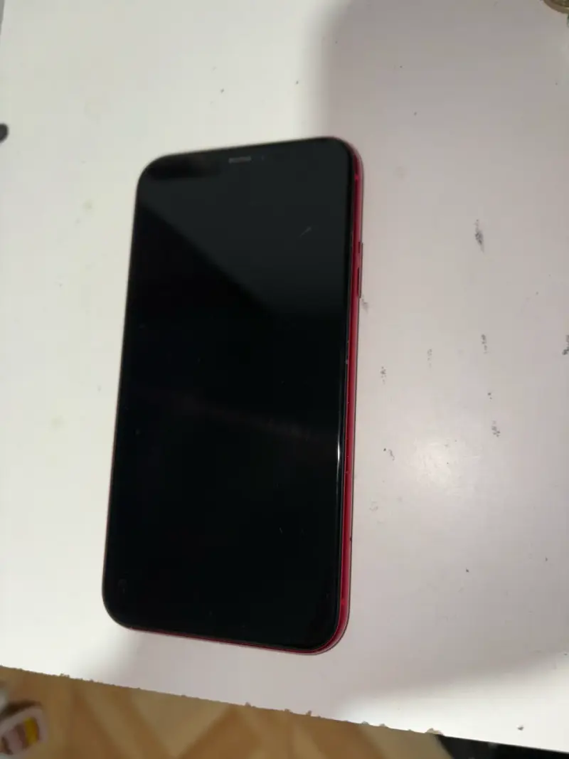 iPhone rojo de 128GB - 2