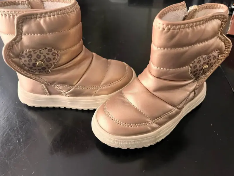 Botas para niña doradas - 2