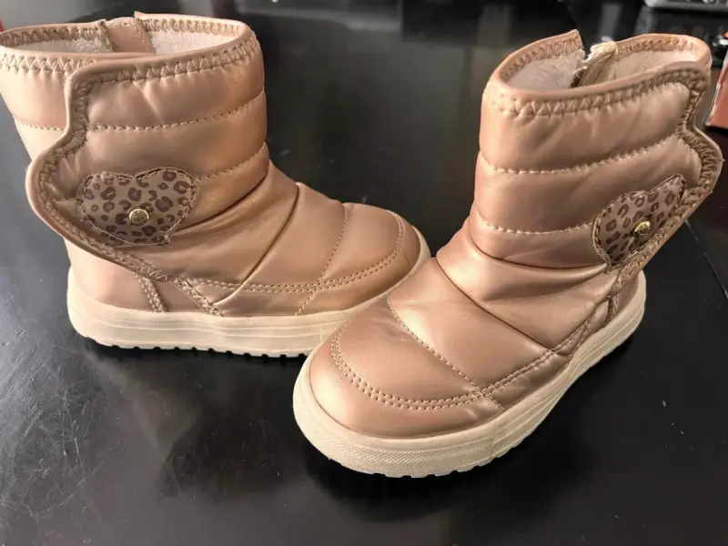 Botas para niña doradas - 3