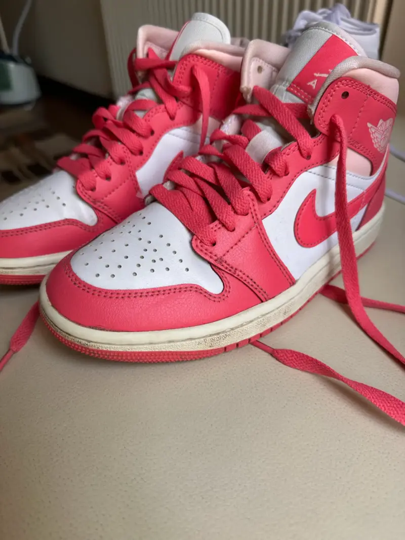 Zapatillas Air Jordan rosadas 35.5 - 3
