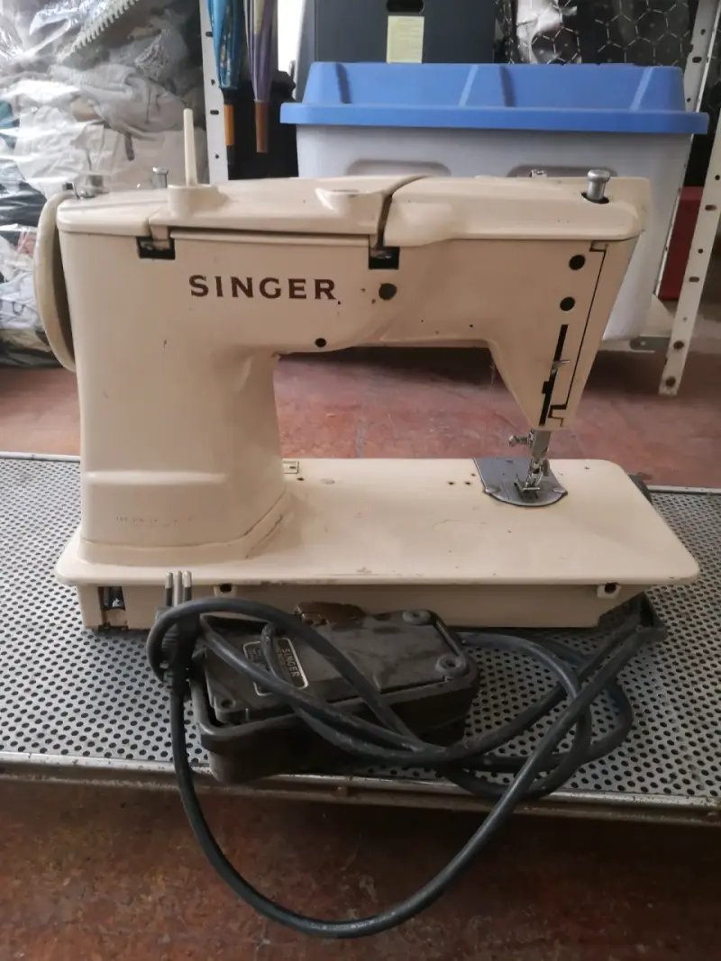 Máquina de coser Singer vintage - 1