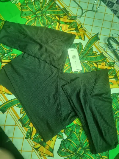 Closet sale - miniatura 1