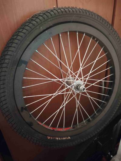 Ruedas BMX aro 20 nuevas sin uso. Rayos blancos - miniatura 2