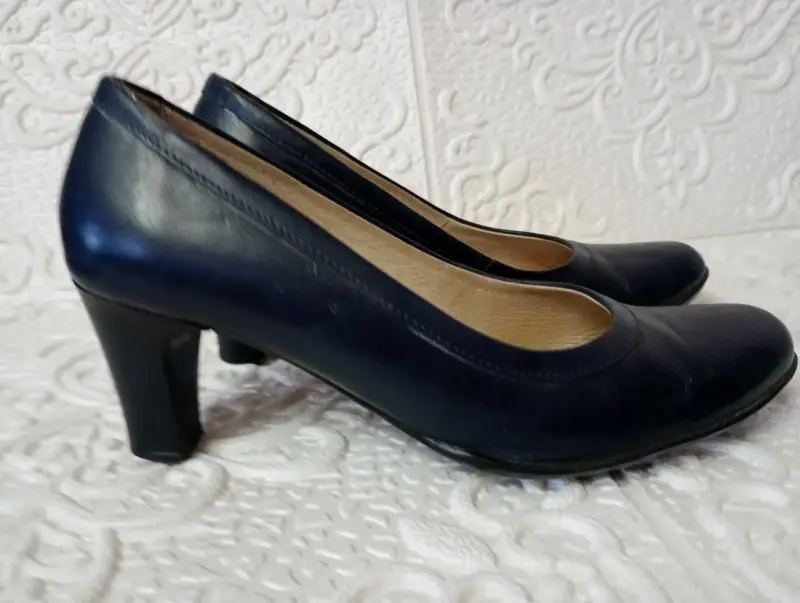 Zapatos de tacón azul marino 16 horas - 2