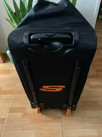 Bolso deportivo negro skechers - miniatura 4