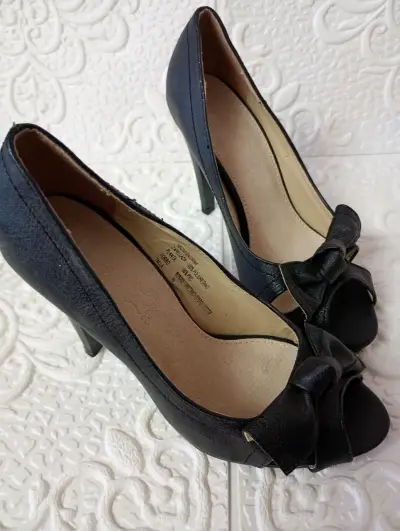Zapatos de taco alto negros - miniatura 2