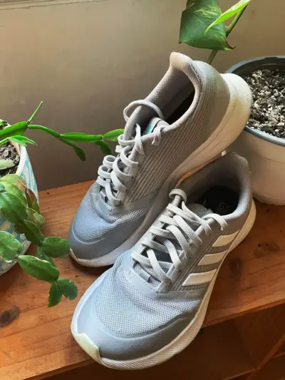 Zapatillas Adidas - miniatura 1