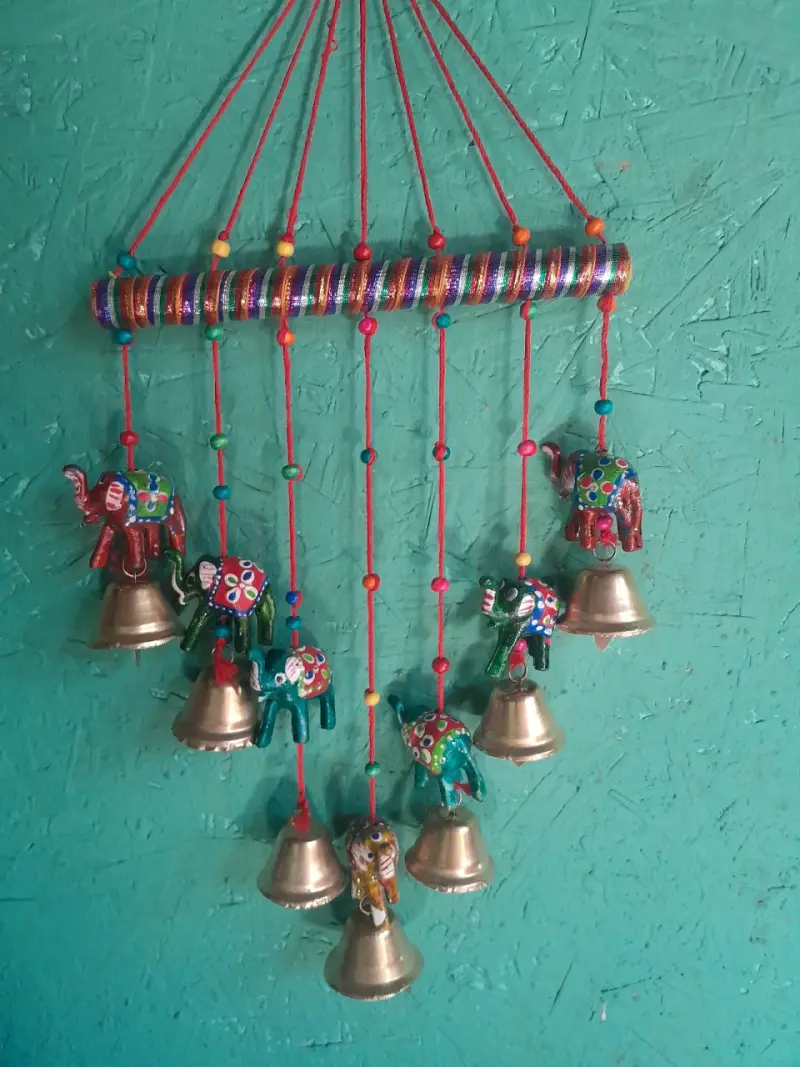 Colgante decorativo con campanas
