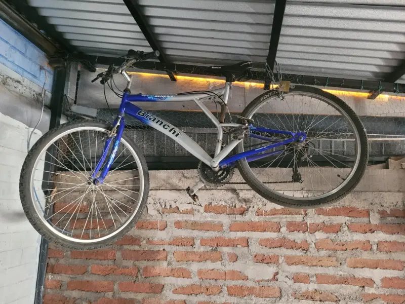 Bicicleta Bianchi azul y gris - 2