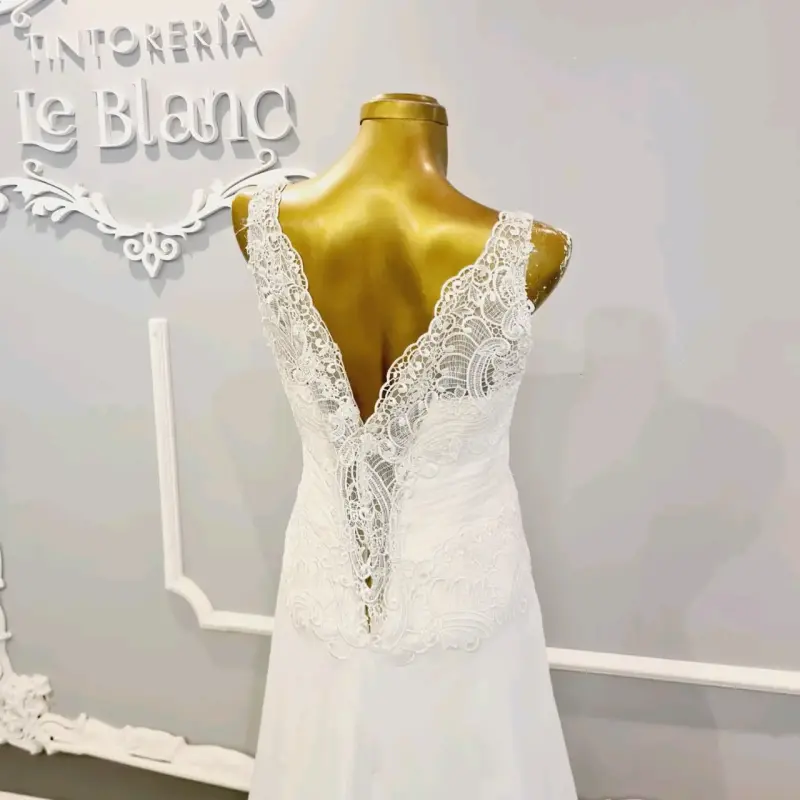 Vestido de novia blanco elegante - 3