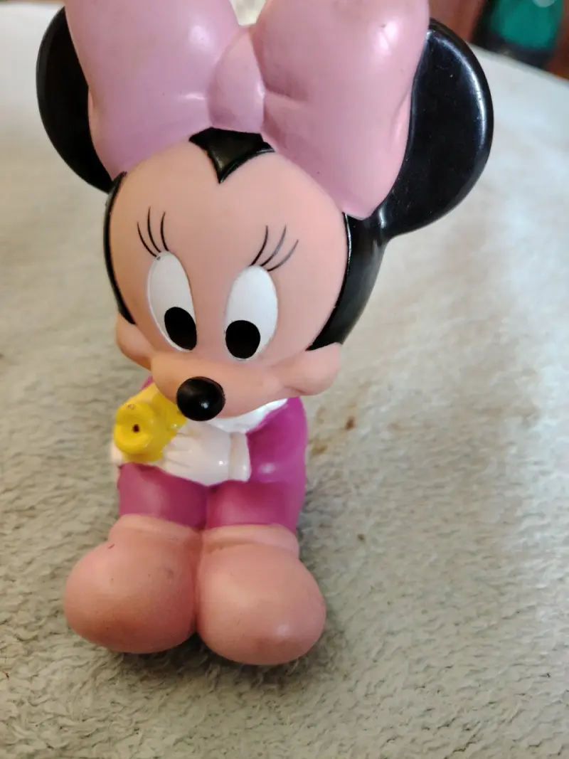 Minnie marca Mattel año 1991 lanza agua vintage - 1