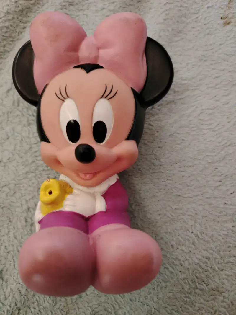 Minnie marca Mattel año 1991 lanza agua vintage - 2