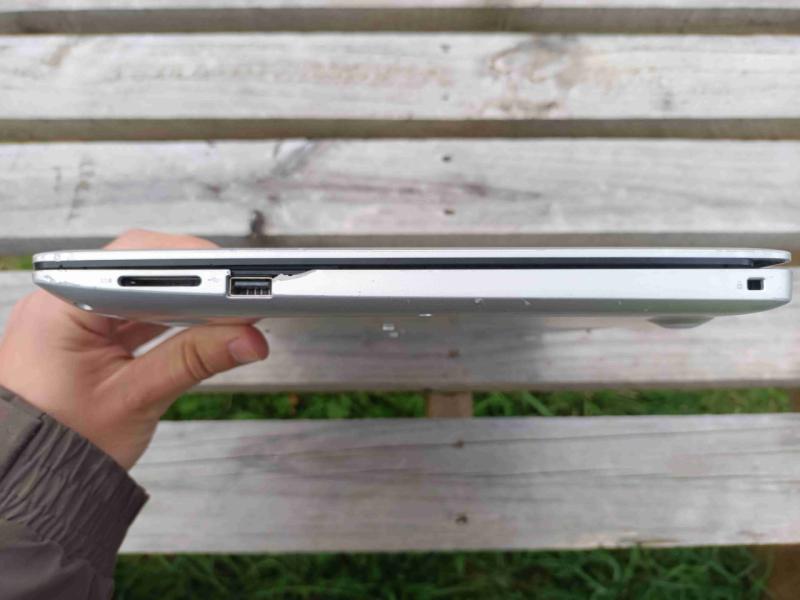 Notebook Dell Intel I3/SSD M.2 240GB/8GB RAM. - 4