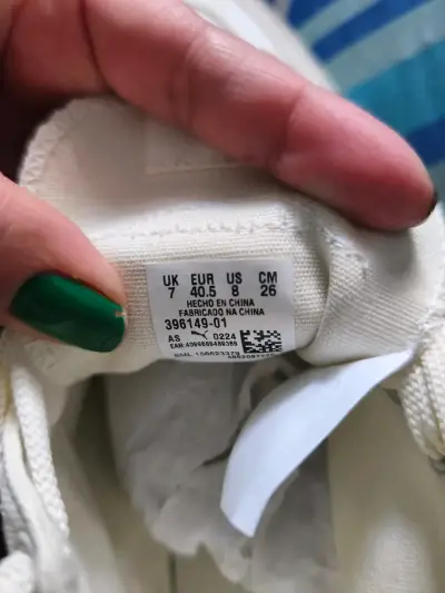 Zapatillas altas blancas nuevas - miniatura 3