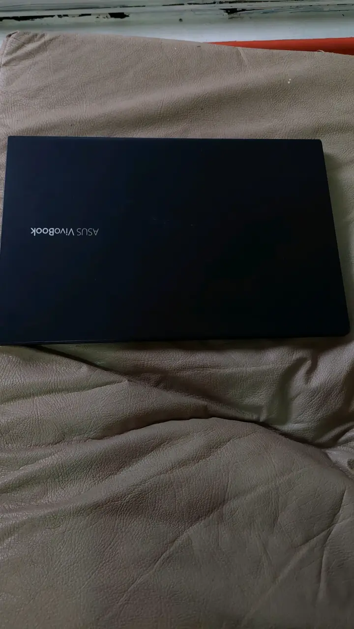 Laptop ASUS VivoBook 14/15 - 6