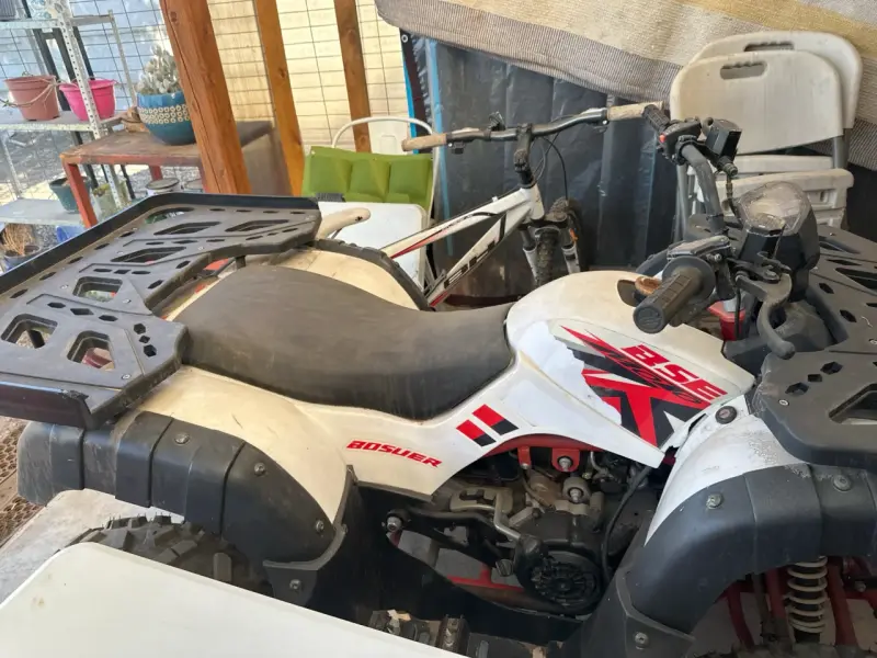 Cuatrimoto 185 cc con parrilla delantera - 2