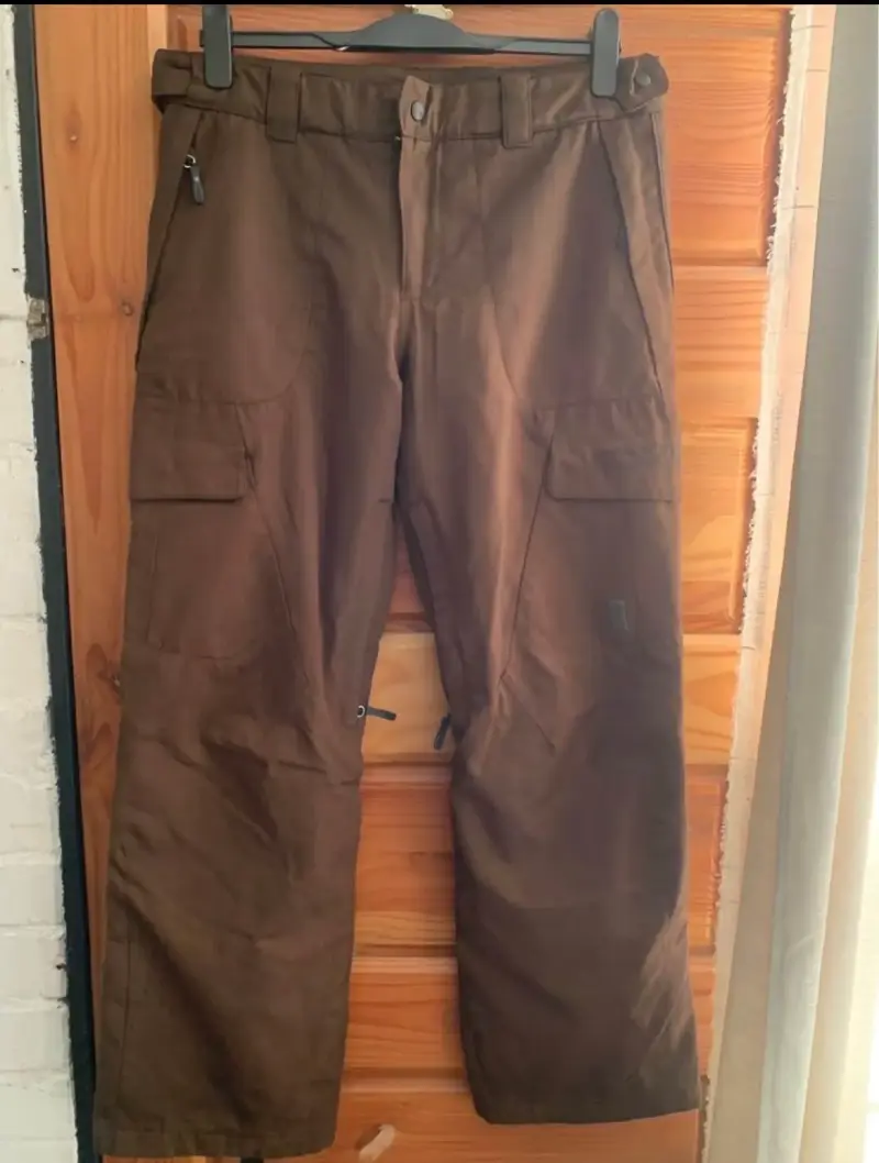 Pantalones cargo marrones - 1