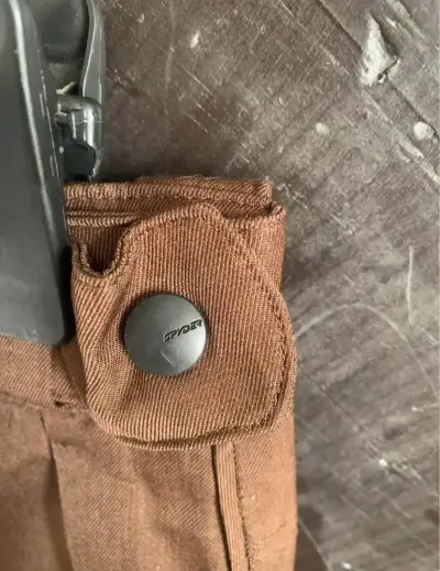 Pantalones cargo marrones - miniatura 3
