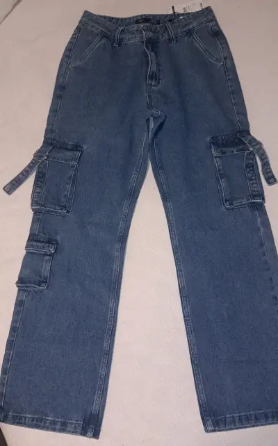 Jeans cargo azules - miniatura 2