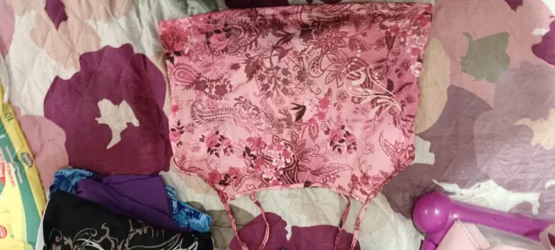 Blusa rosa floreada