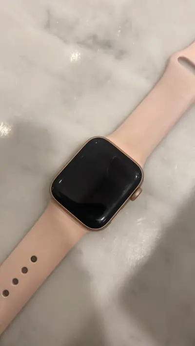 Apple watch SE 2020 rosado - miniatura 1