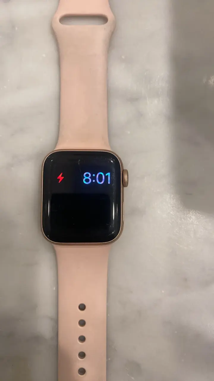 Apple watch SE 2020 rosado - 4