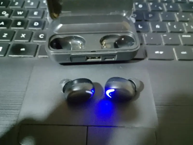 Vendo audífonos F9  Bluetooth nuevos - 2