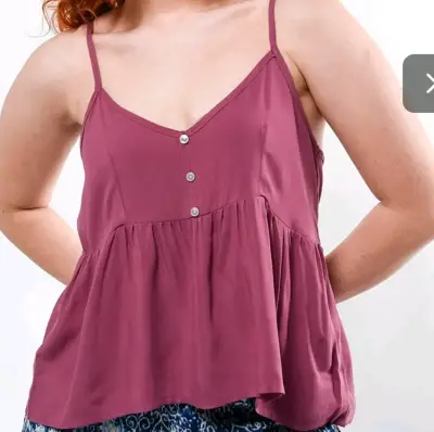 Blusa sin mangas morada con botones - miniatura 1