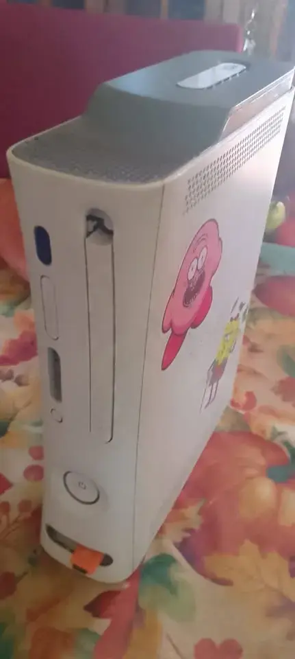 Consola Xbox 360 desbloqueda con trizadura - 2