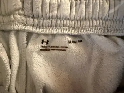 Pantalones deportivos grises UA - miniatura 2