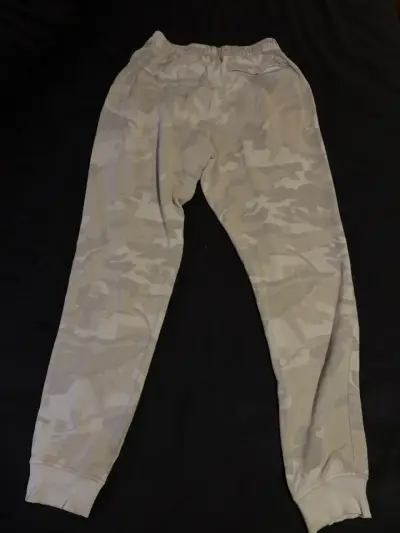 Pantalones deportivos grises UA - miniatura 4