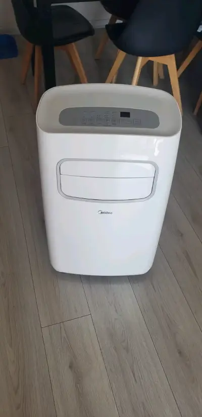 Aire acondicionado portátil Midea - miniatura 1